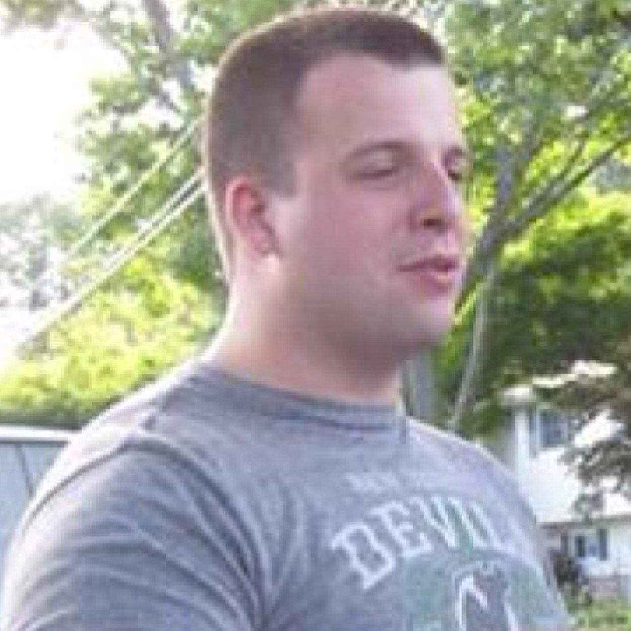 Sommertime622's profile picture. 