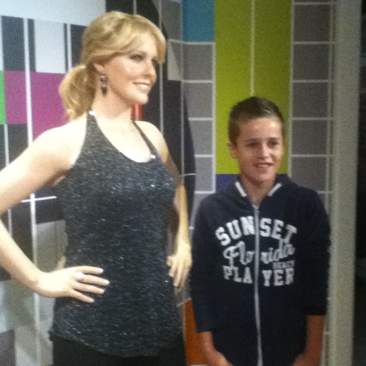 Ik hou van voetbal /my girlfriend evie