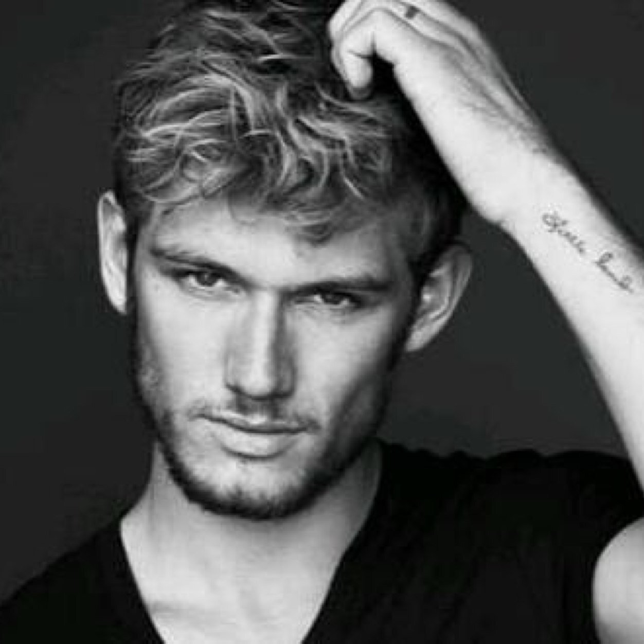 I was once the son of Raziel, I was once an angel, but I was never good. I was always dark. {[ | #RP | #Single | #TMI | ]}