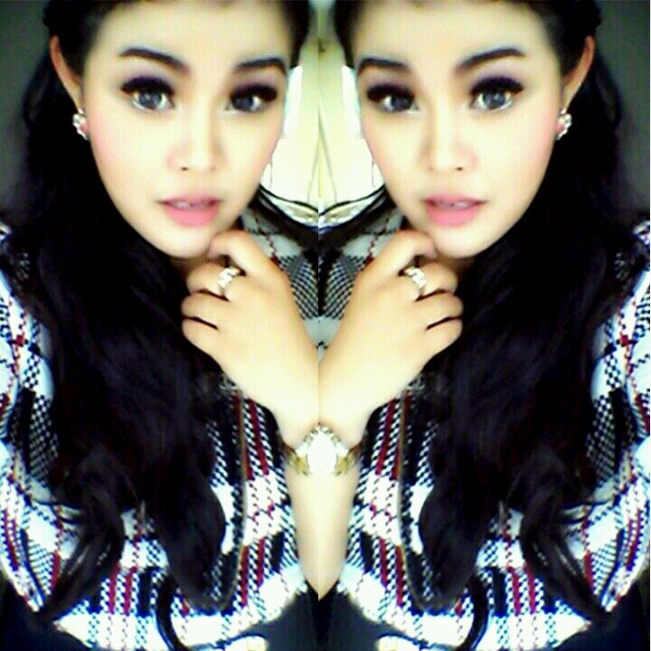 path : gitaadistia , line : memeigonol , instagram : gitaadistia , skype : megita dwi adistya , wechat: gitaadistia