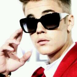 Jdb and Mrc and Ddl and Jasmine V and Beau I love u. I live in France