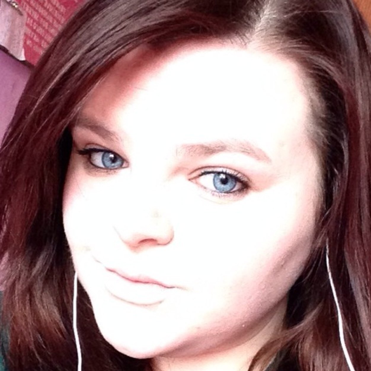 mindi_92_x's profile picture. Amanda , 20 blah blah blah ...... :)