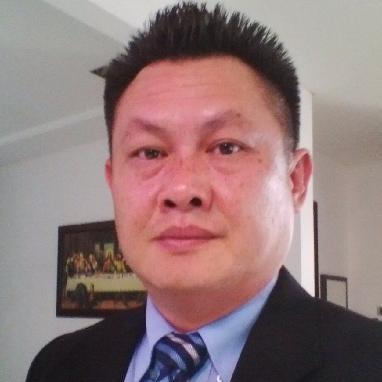 hhalim8's profile picture. 