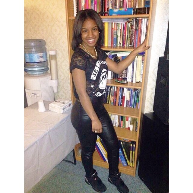 AnnTaveras_'s profile picture. 