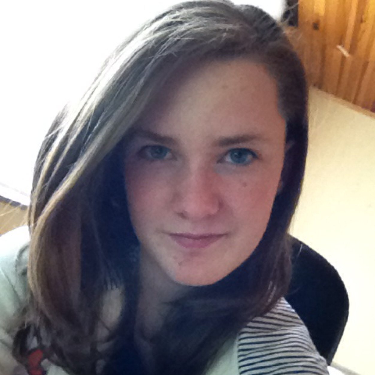 Hi, I'm Melanie and I'm 14 years old. I'm a Smiler, Belieber, Selenator,Lovatic. Follow me and I follow back asap.