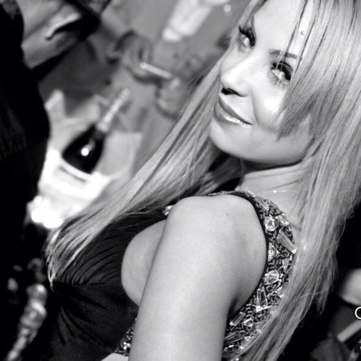 IMANEHOLY's profile picture. 