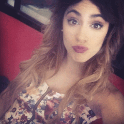 sermejor_'s profile picture. ♥Hay mil suenos, de colores no mejores, ni peores
solo amor, amor, amor y mil canciones ♥