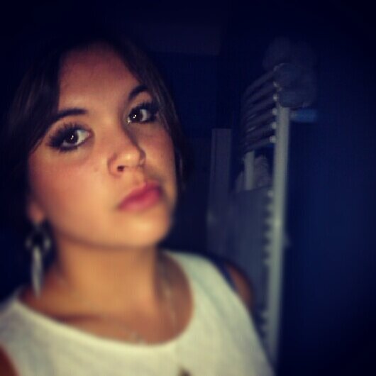 MalinowskiChloe's profile picture. Étudiante en Hej journalisme.