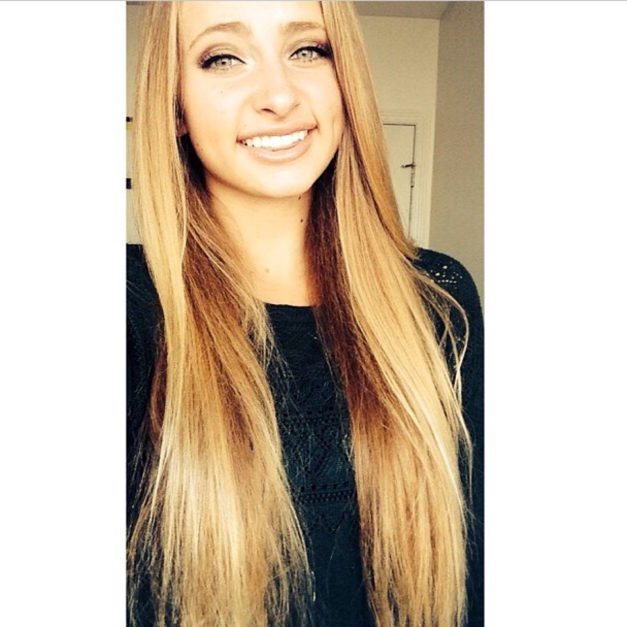 SelfieCFake's profile picture. (FL) {Bi}