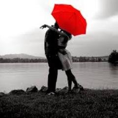 Joven y muy alegre, enamorada de la vida que Dios me a dado.