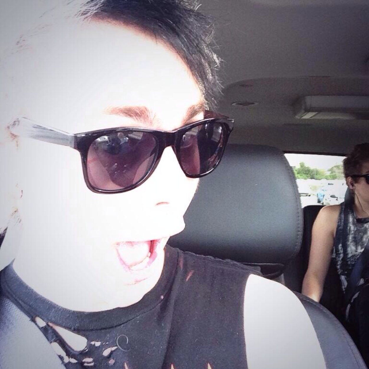 Hii I love all of these 4 boys. Stay rad, stay fab. Ily all :*