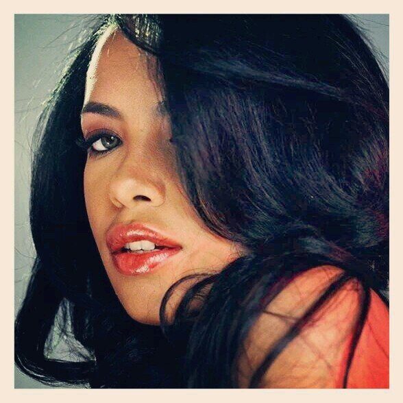 I am a huge Aaliyah,Lefteye,and Static Major Fan. I love to make fannmade Aaliyah videos so check out my yt account for that so plz follow me.