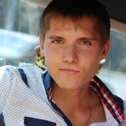 Нужно работать не по 12 часов, а головой)