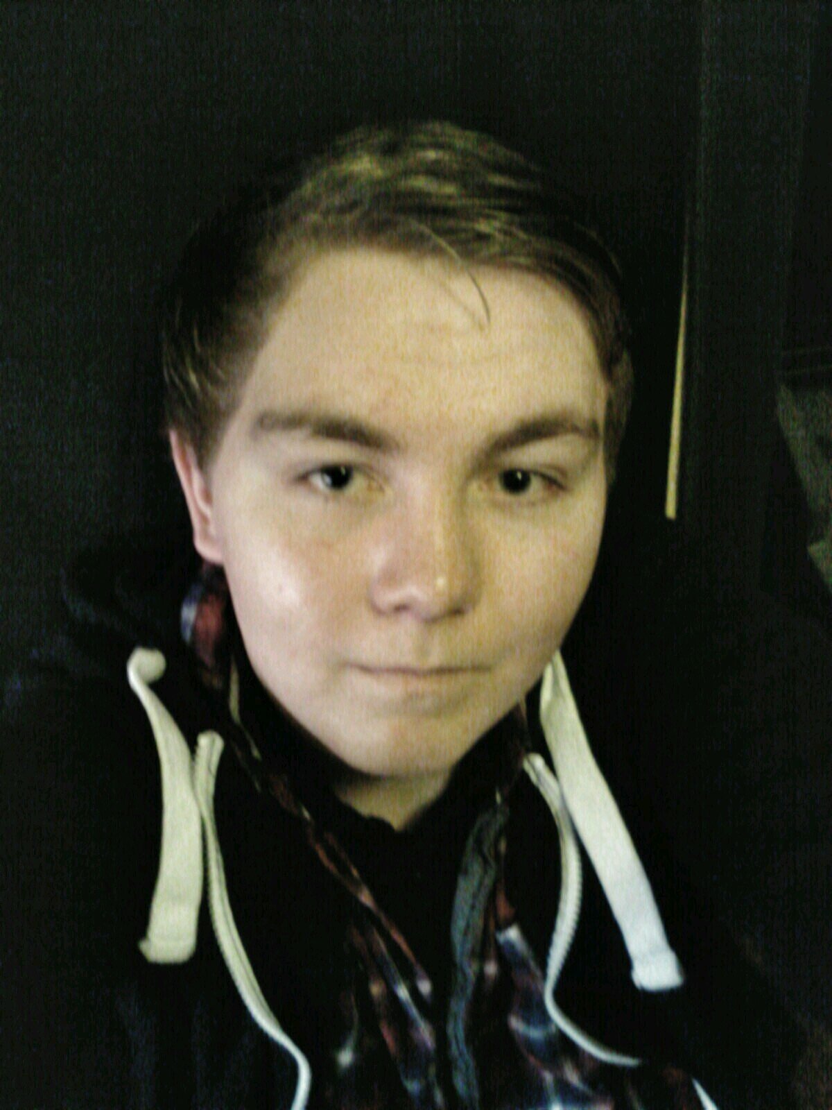 Bringmethecake9's profile picture. 24/7/14 - Hey people! Im a guitarist/bassist from the UK. I also have a snake named Marvin