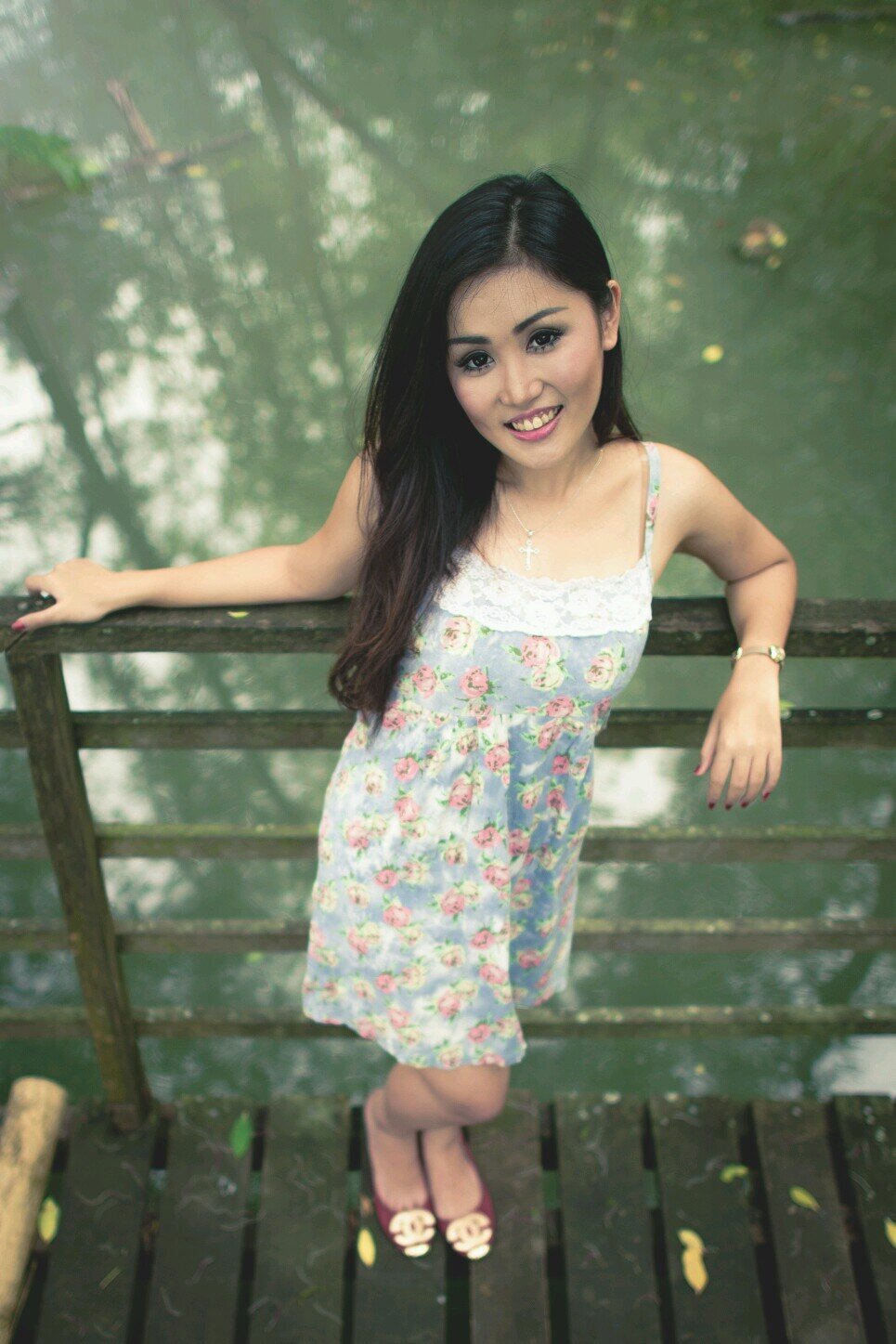 Line: nicolevera • 087877057877