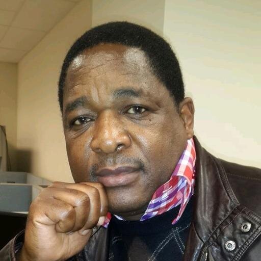 rchoto's profile picture. 