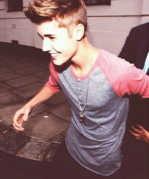 sigue a @kidrauhl0nme y tendras 3 free follow