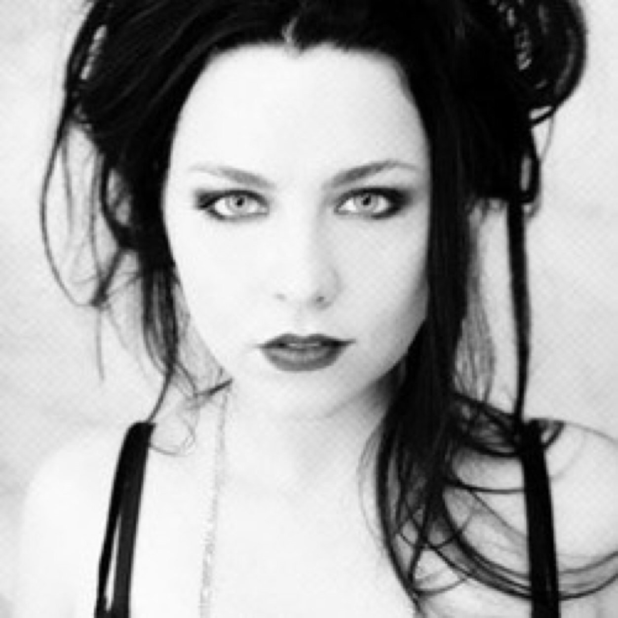 Prima amy lee allgdr || We've been falling for all this time And now I'm lost in paradise ||