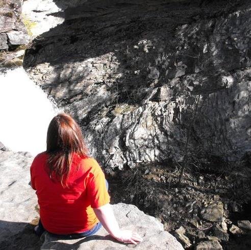 theecho21's profile picture. Thinker. Lover. Believer