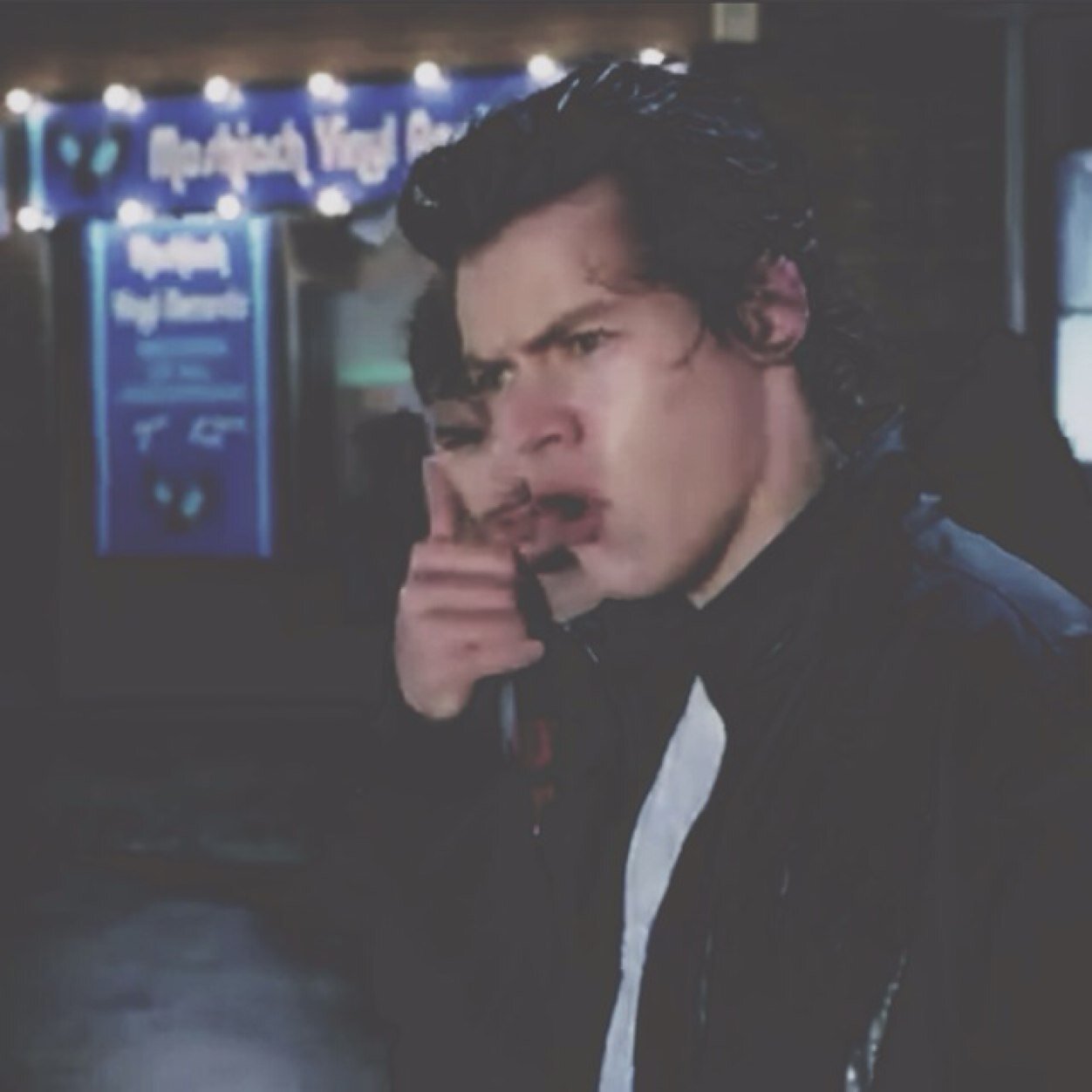 hi! pls follow @flcume it would mean so much! love you .xx ٩(*´︶`*)۶҉