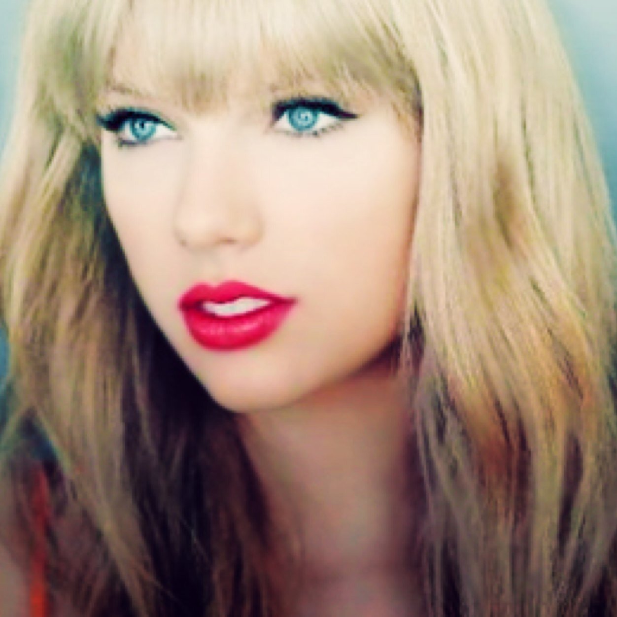 Everybody's waiting Everybody's watching Even when your sleeping Keep your ey-eyes open
