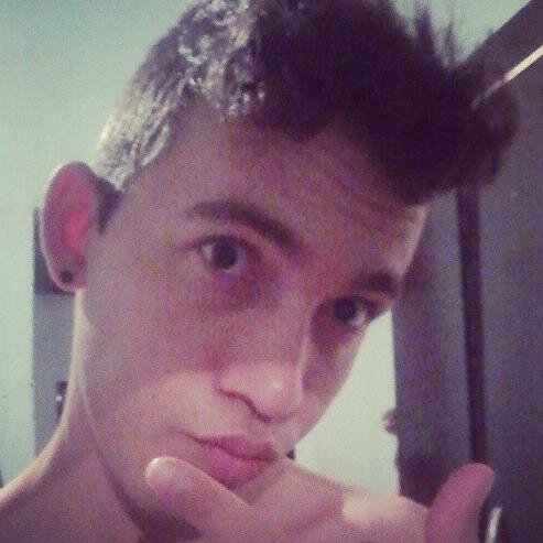 Sou Eu ! Apenas Eu :3 
What's : 037-9931-3461