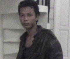 Aku adalah aku
 Dengan Menjadi Diri Sendiri Itu Lebih Baik drpd Menjadi Seperti Org Lain, krn dgn bgtu kita akan lebih Sadar Diri dalam menjalani Kehidupan ini.