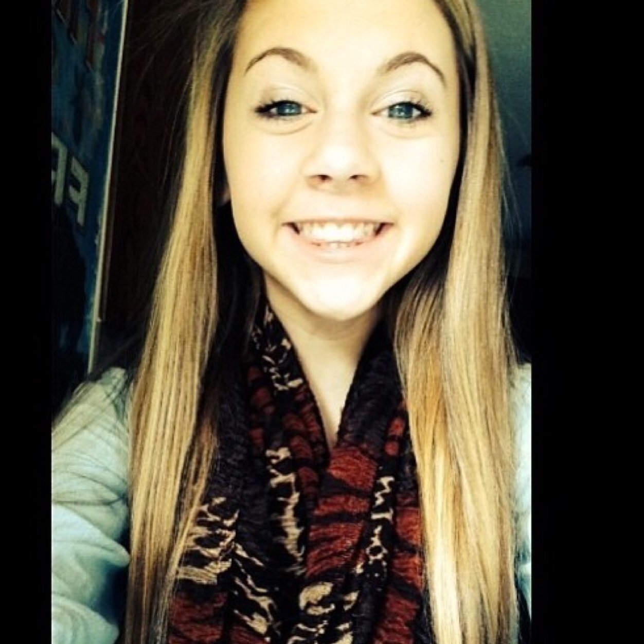 Directioner canadian blonde