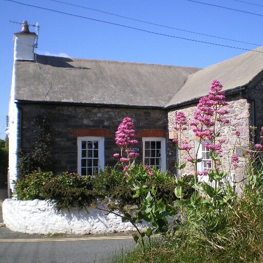 Beautiful and cozy self catering holiday cottage (sleeps 6) in St Davids, Pembrokeshire, Wales
