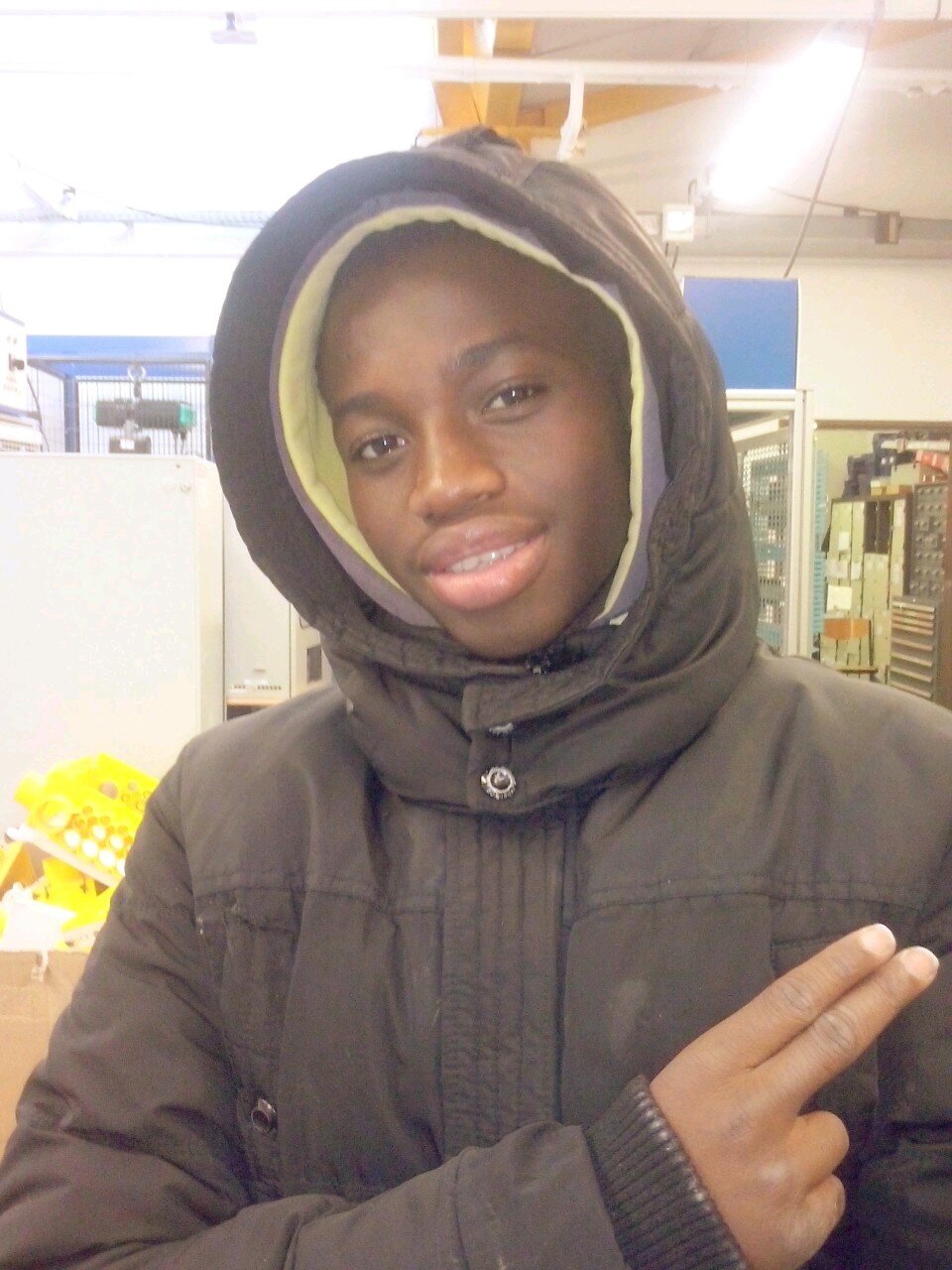 ses meme plus des punchlines ses des projectile ┌П┐(•_•)┌П┐_Je suis dans ma matrixe dérange moi pas