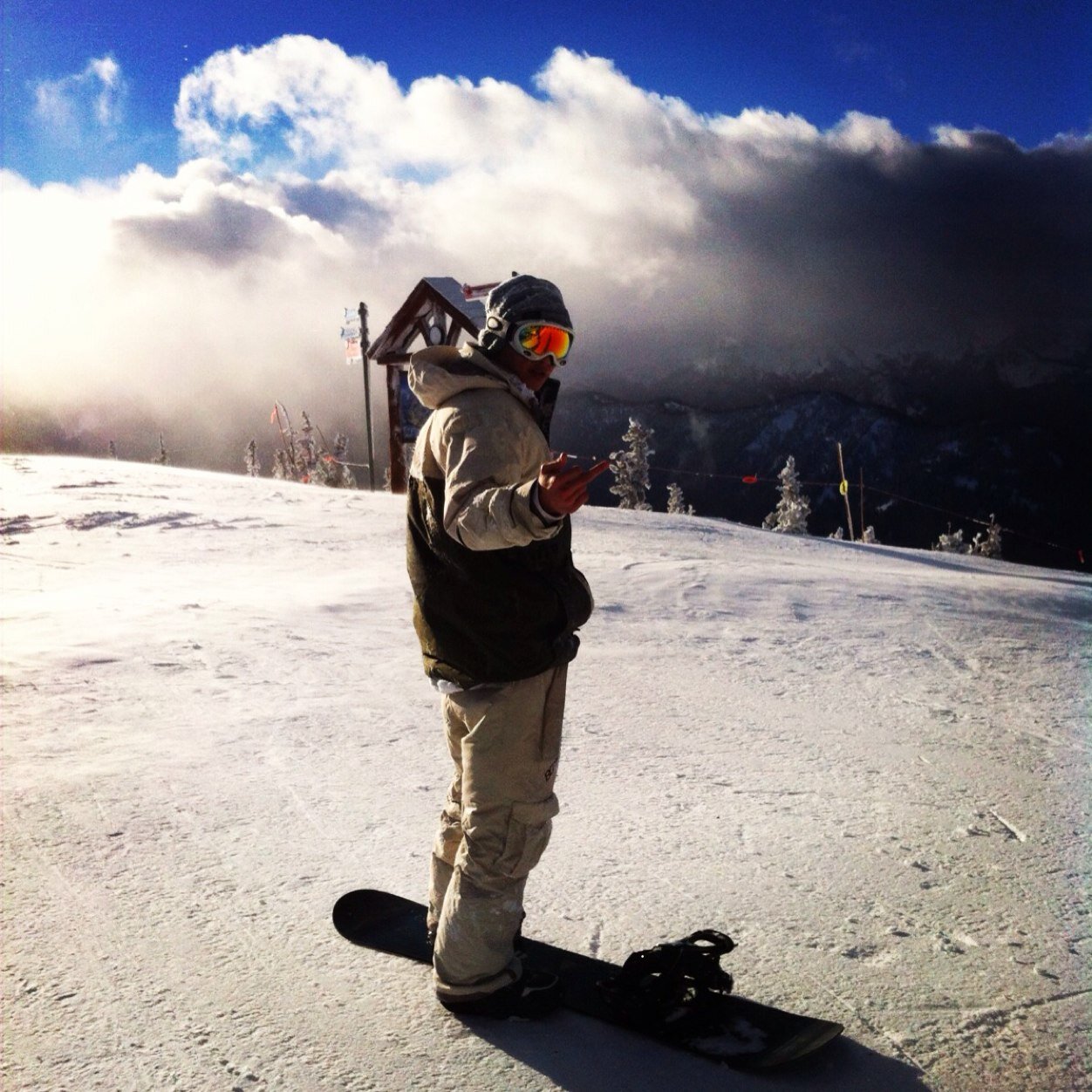 God damn lifes good #NoDaysOff