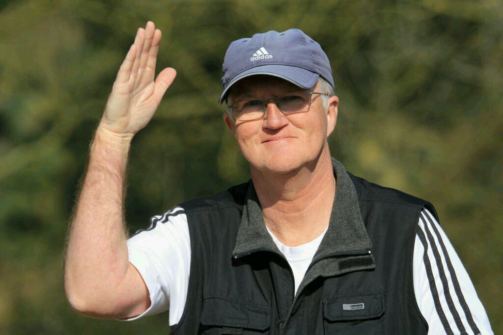 EsJan9851's profile picture. 