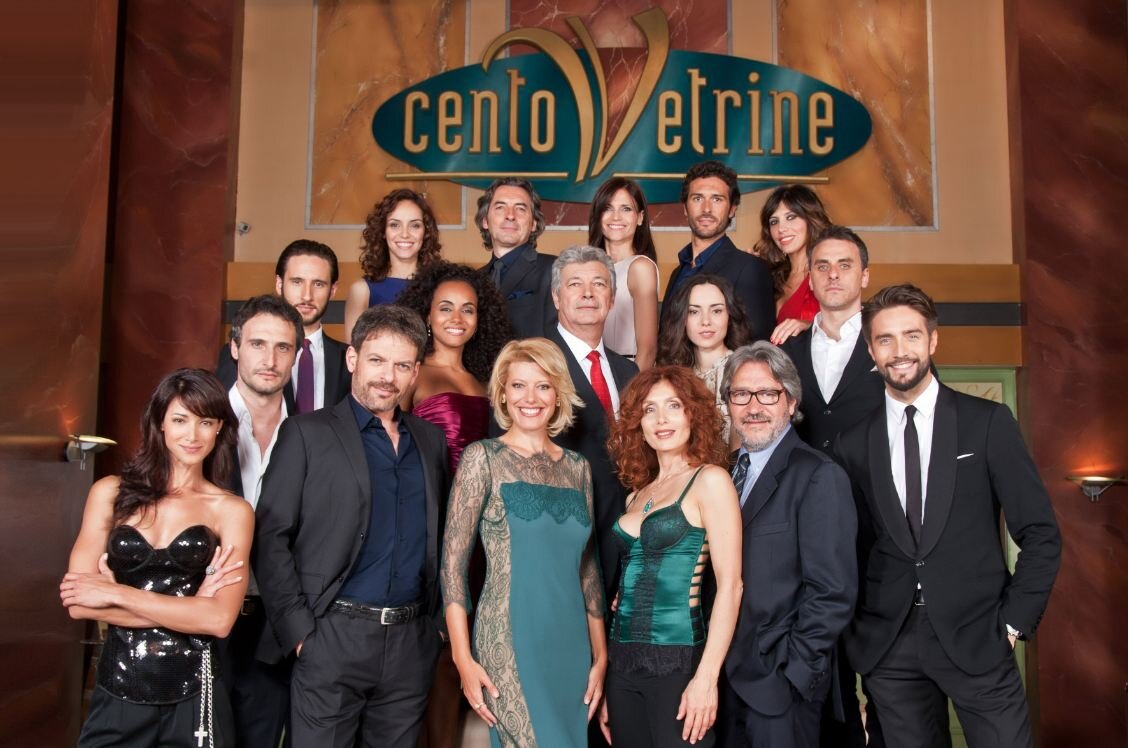 AMO la recitazione e le soap.
Spreco le mie forze per attuare i miei DESIDERI.
Il più grande piacere nella VITA è fare quello che la gente dice che non sai fare