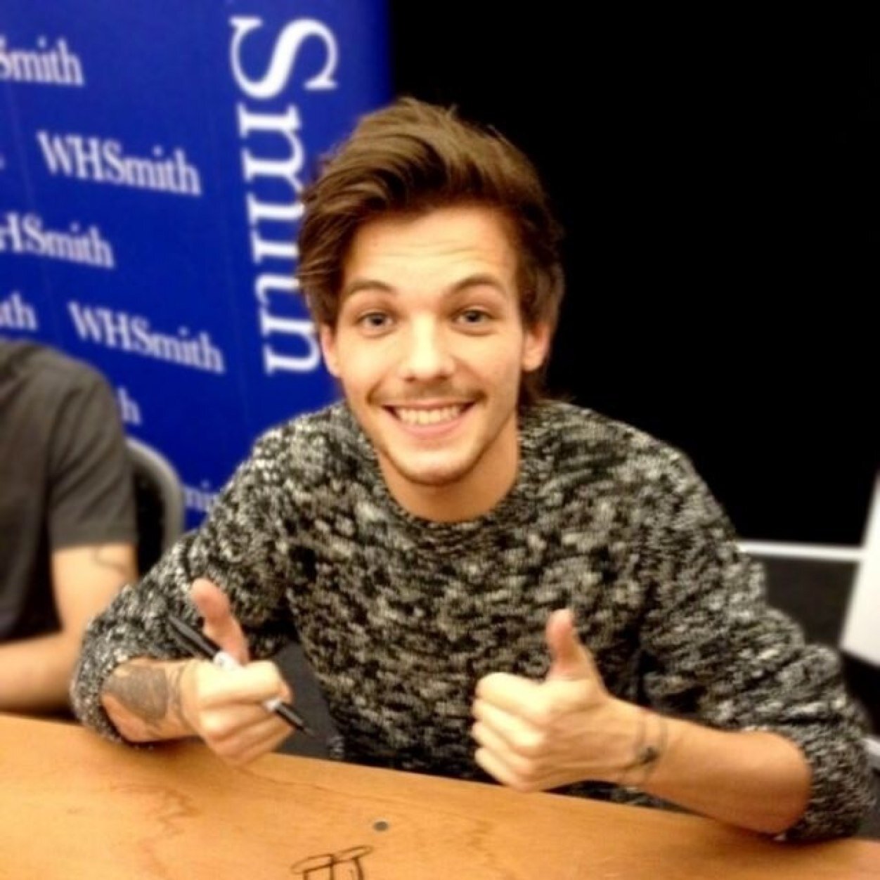 free follow from @almightynouisx