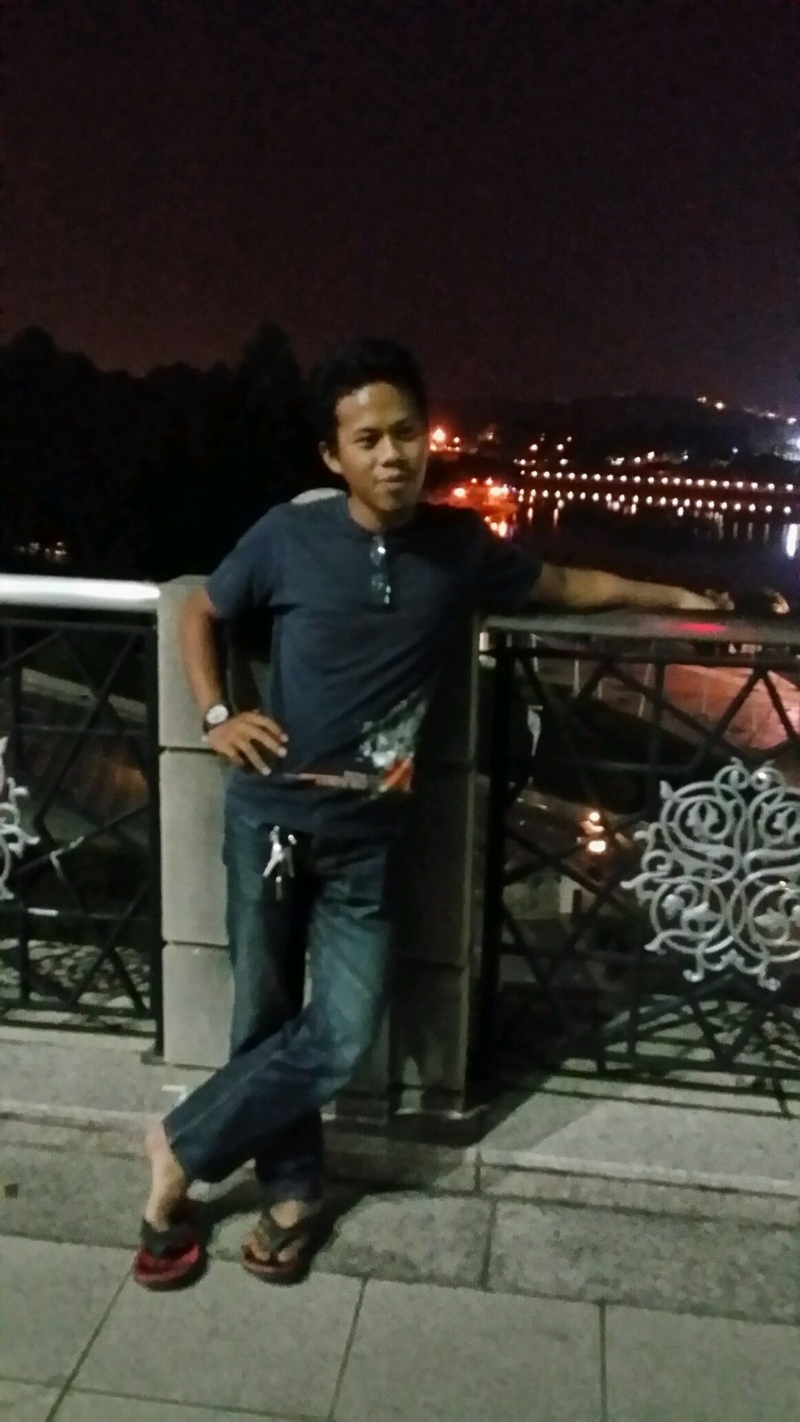 galaxynote35454's profile picture. 