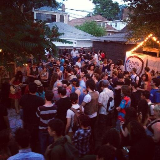 Tuff+Rumble DIY - Chicago
*spouting off by Kelly Nothing*

animalkingdomchicago@gmail.com // 
Tuff+Rumble:
http://t.co/RGELrEWojj