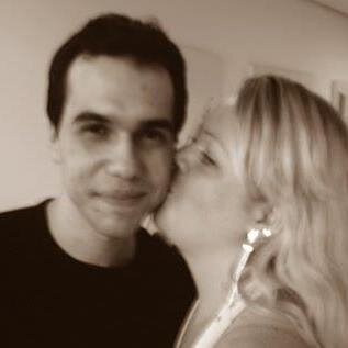 A menina dos olhos de Deus =D Loucamente apaixonada por um @sorrisomaroto :) e Presidente do @FcoNvivoSemvc =D