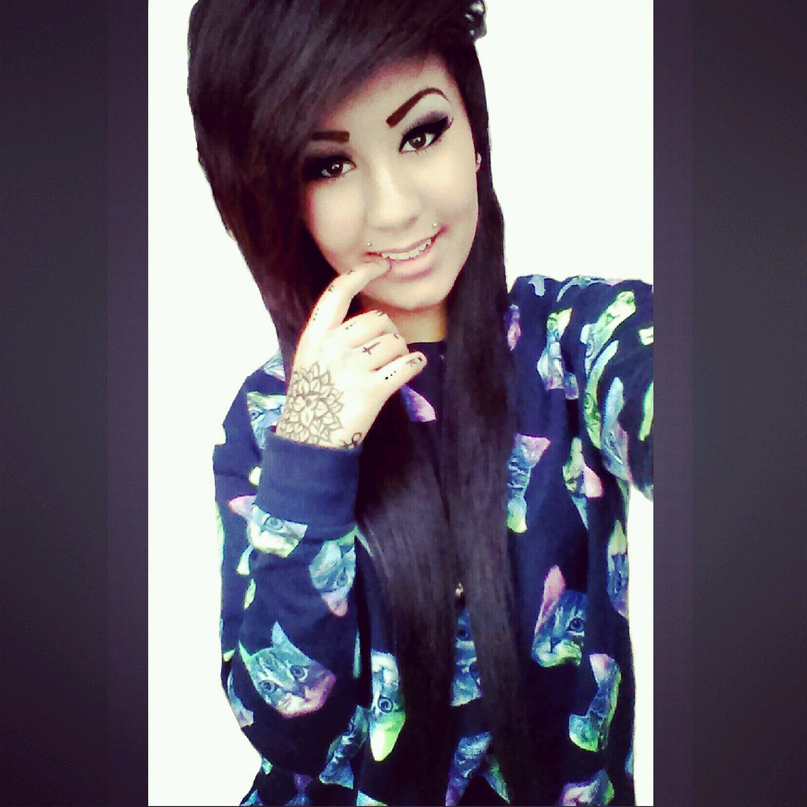 Bands , Piercings , Flippy hair.                  http://t.co/Gw0zFgIGou