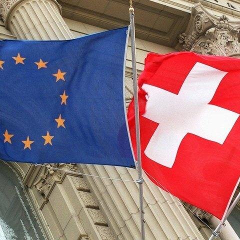 Wir wollen, dass die bilateralen Verträge zwischen der Schweiz und der EU weitergeführt werden. Gibt es keine Lösung mit EU, wollen wir eine neue Abstimmung.