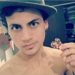 SuarezFacuuu's profile picture. Cuando el amor no es locura, no es amor. #20N