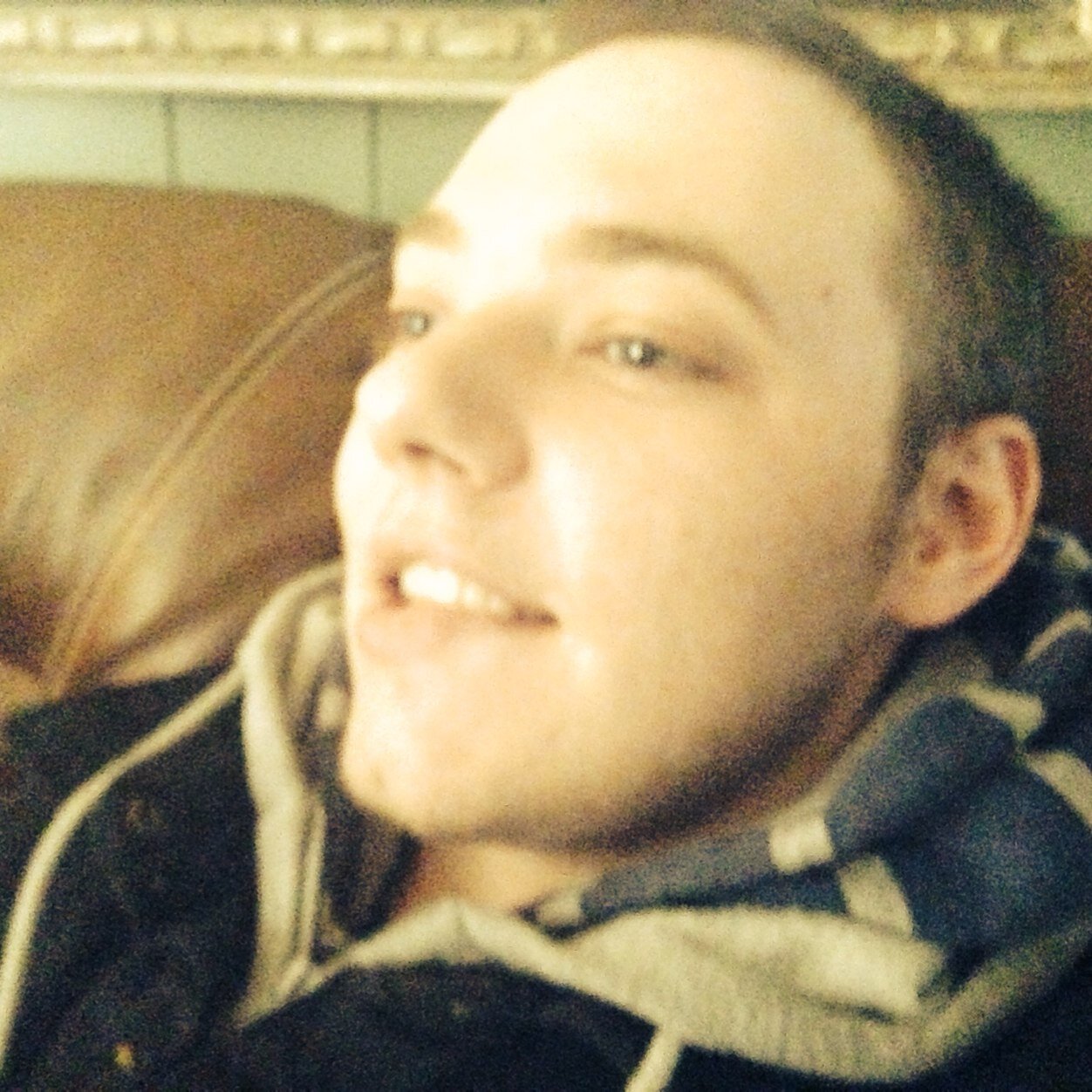 Smoke more weed i blow down on a  daily sittin in the clouds just call me mr spacely;)