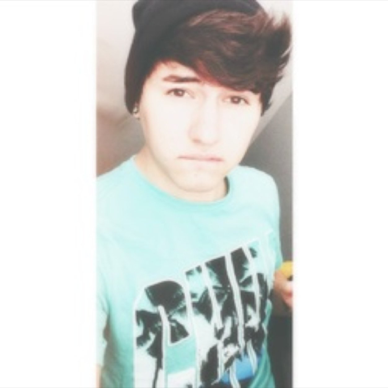 Follow @letsnotcalum for a dm to jc caylen!!!