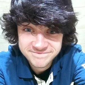 I'm random, I love Dr Pepper, ADTR, Blink, Loads;D I follow back;D