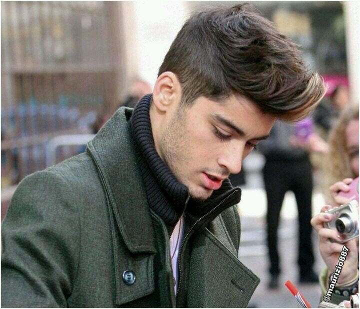 I love true directioners. If you love 1D follow me and then i follow you. :)