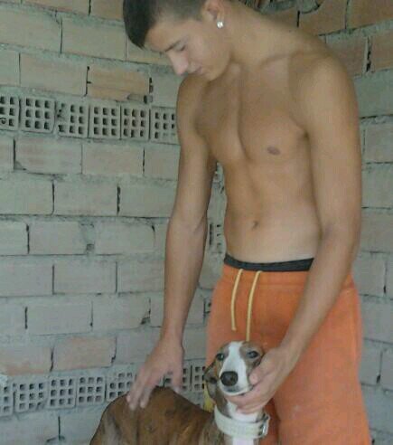 si fuera superman te llevaria volando pero como no lo soy te jodes y te vs andando jajaj (; vive cada dia como si fuese el ultimo!!