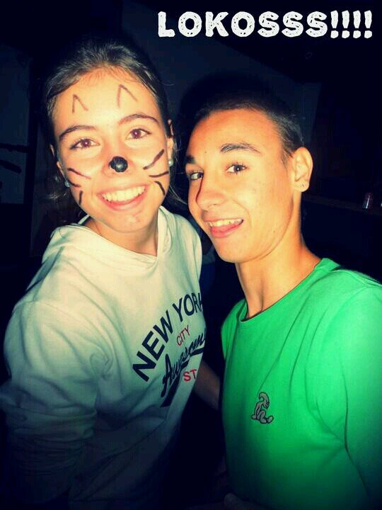 rosamari721's profile picture. Me encanta estar con mis amig@s padarnoslo geniiiaal :D eso sii mis idolos por encima de todo tony mateo y abraham mateo la razon de mi sonrisa~