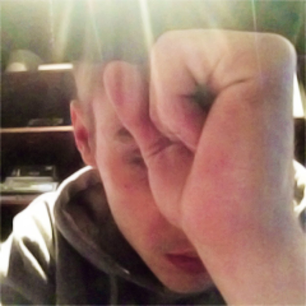 please follow @ilyxjdb and @grandedrauhl ♡