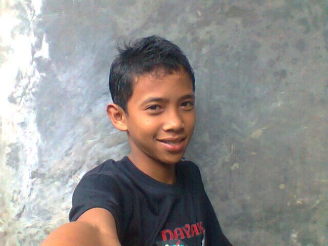 21 Desember 1997 | Maroon 5 | Rooney & Van Persie | Manchester United | Renang | Brazil | SMP N 4 Kalibening
