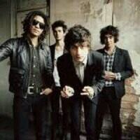 Hello ^^ Big fan of music, plays drums, fan of Disney Channel, and a big geek too !! x) BB Brunes, One Republic, Disney :3