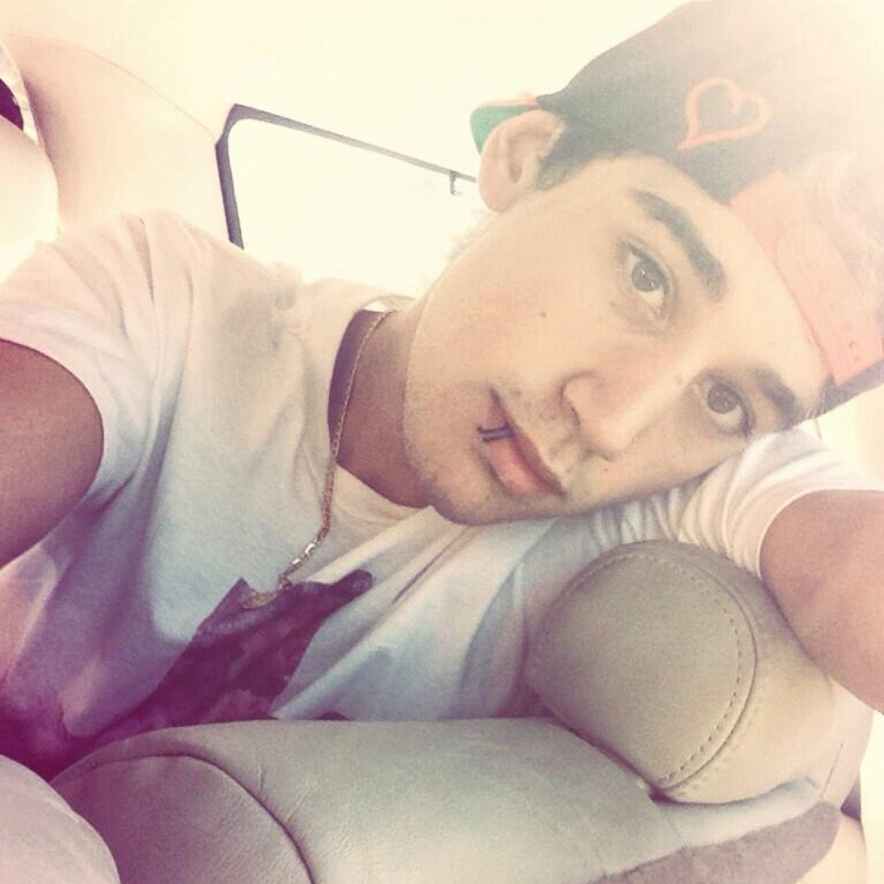 ❁• your mums a whore •❁